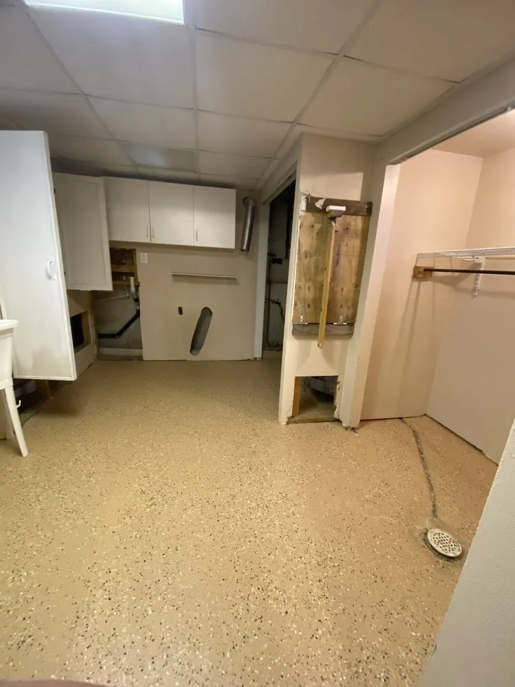 Local residential landscaping for year-round maintenance in Elizabeth, PA by DH Landscape and Contracting