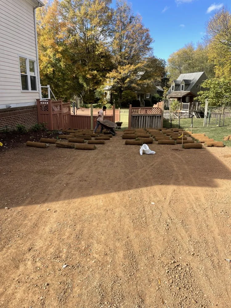 Expert residential landscaping experts serving Aldie, VA - DH Landscapes & Site Services