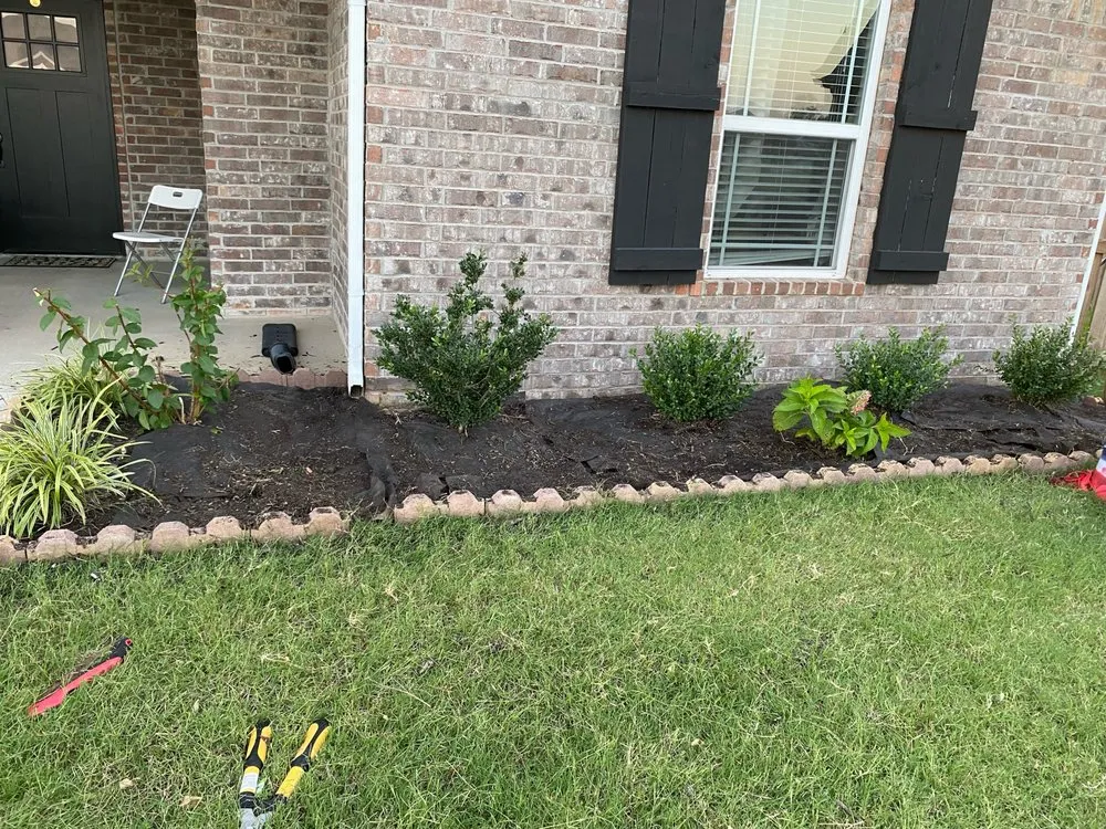 Local landscape design in Rogers, AR by D&H Landscaping & Maintenace