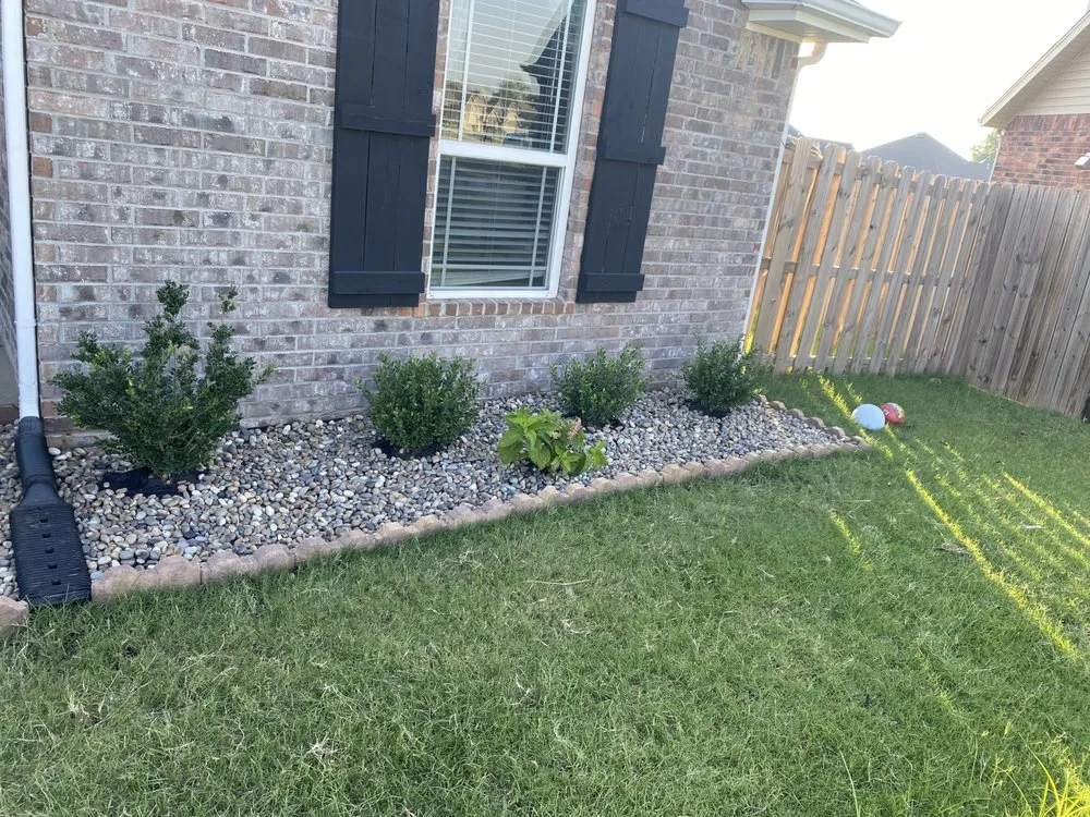 Reliable residential landscaping for residential properties across Rogers, AR - D&H Landscaping & Maintenace