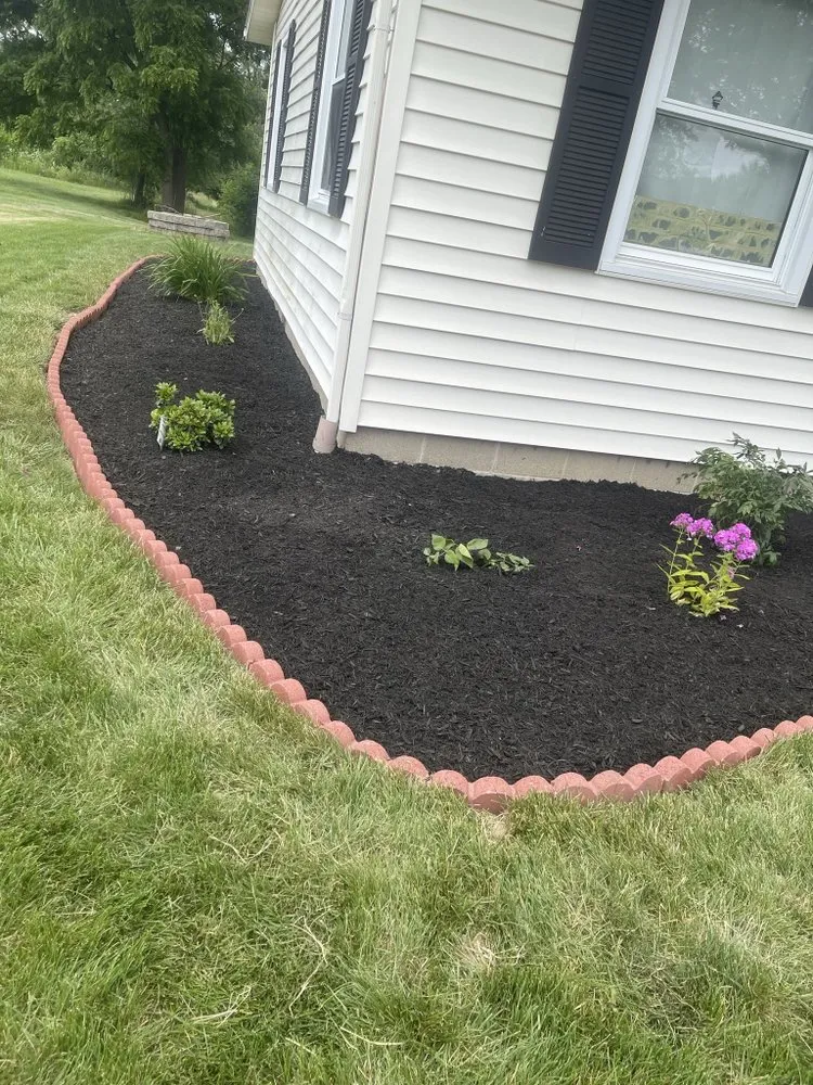 Top-rated outdoor landscaping experts serving Colburn, IN - DH landscaping & remodeling