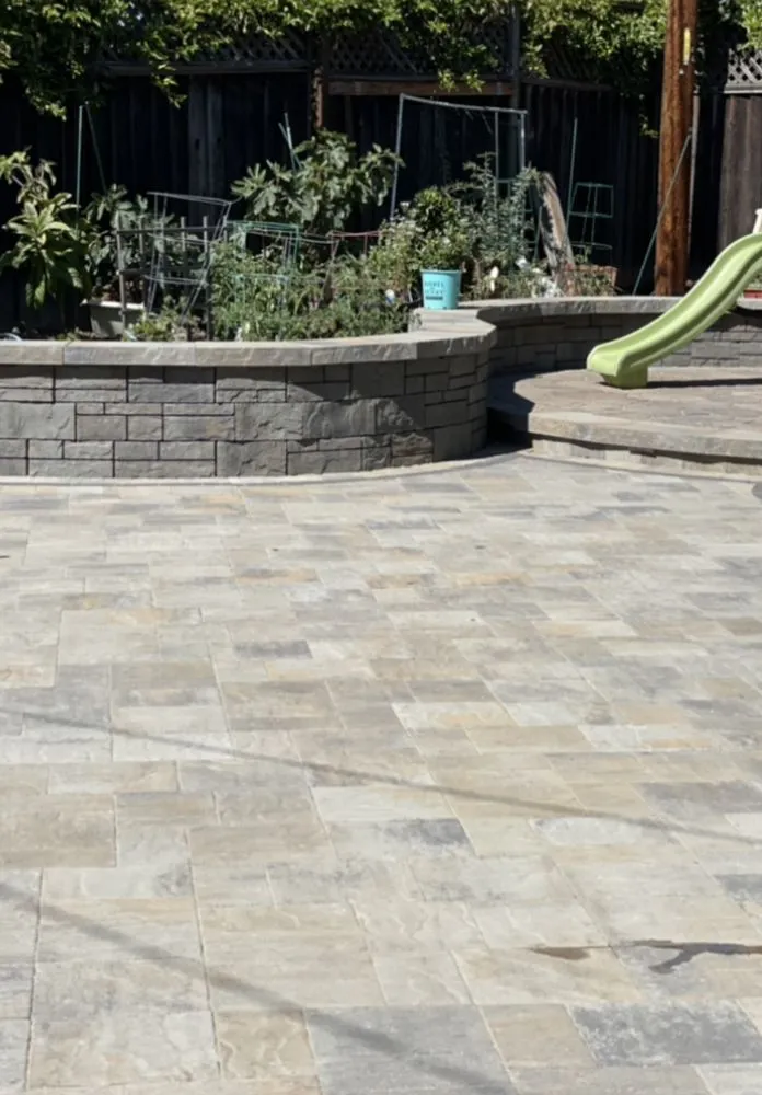 Affordable yard cleanup service in San Leandro, CA by DH Landscaping