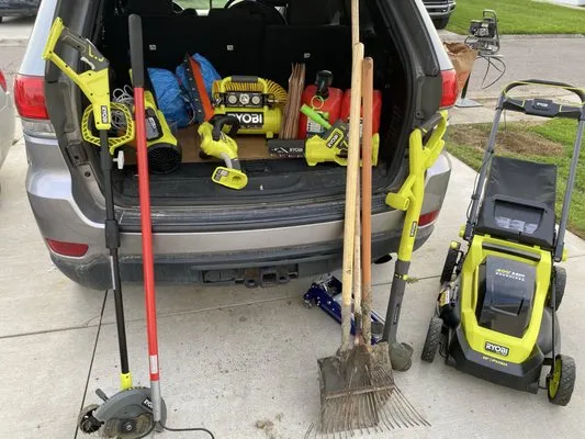 D&H Landscaping Services Logo