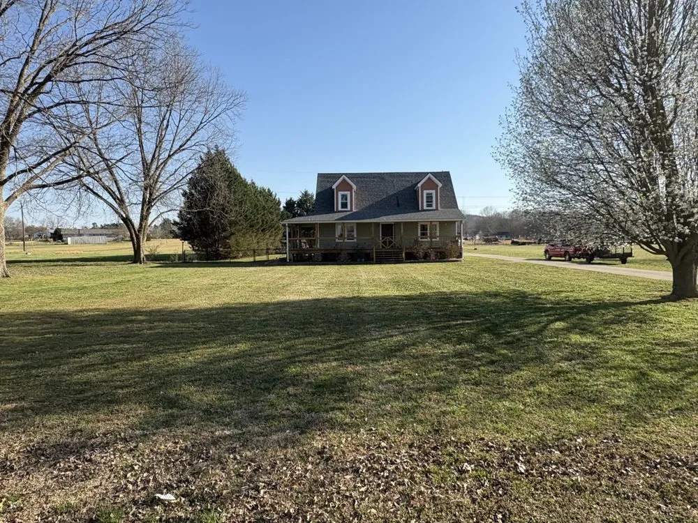 Expert residential landscaping experts serving Aragon, GA - D&H Lawn Care