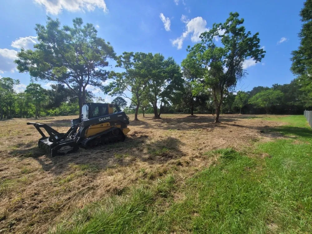 Local lawn mowing service in Conroe, TX by D&I Land Prep