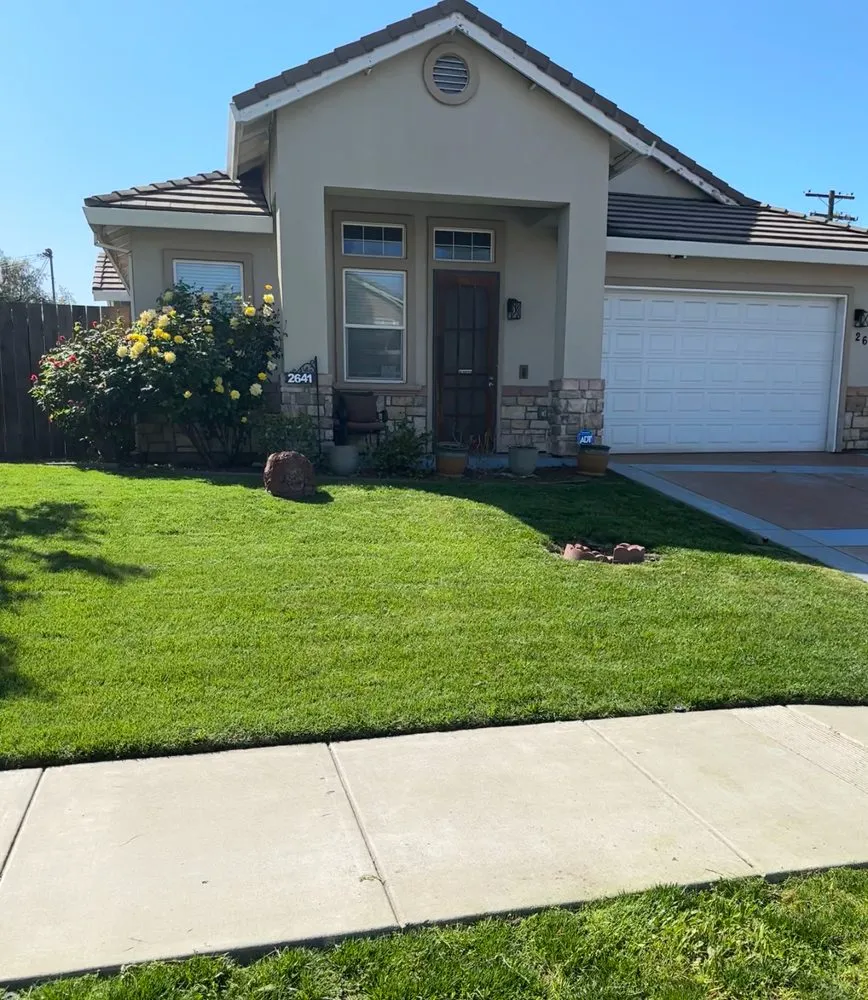 Reliable landscaping services for year-round maintenance in North Highlands, CA by DialD’N Lawn Care