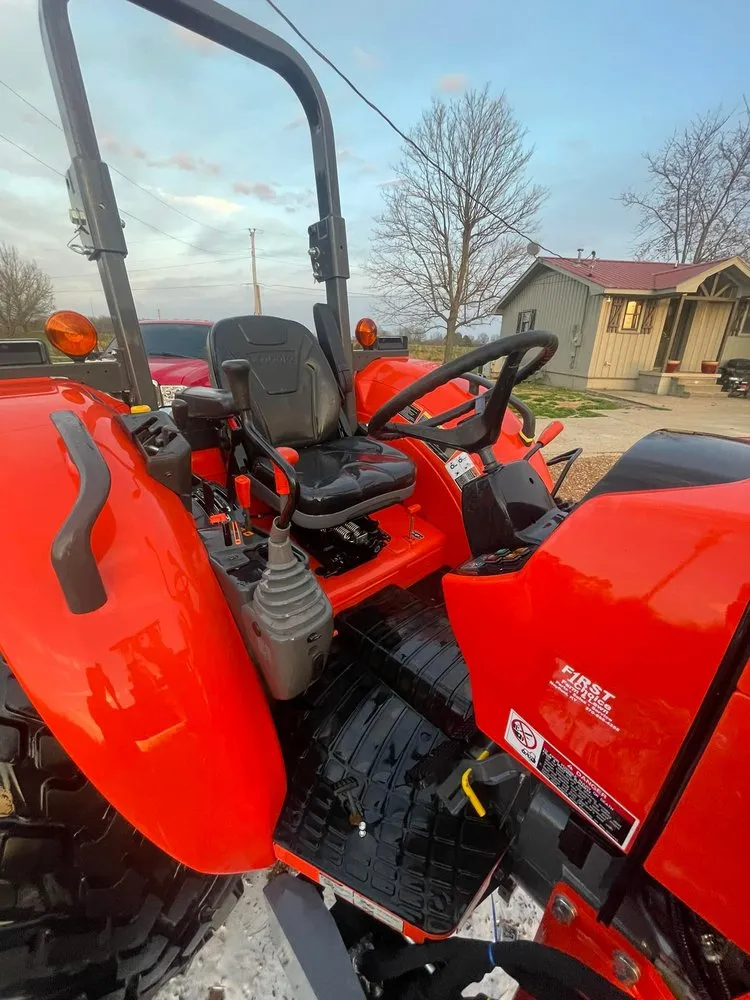 Custom yard cleanup service in Union City, TN by Diamond B Services