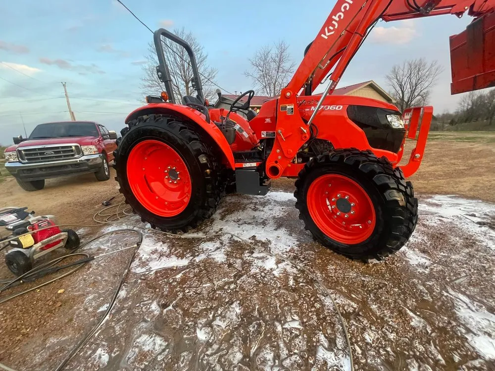 Local yard maintenance experts serving Union City, TN - Diamond B Services