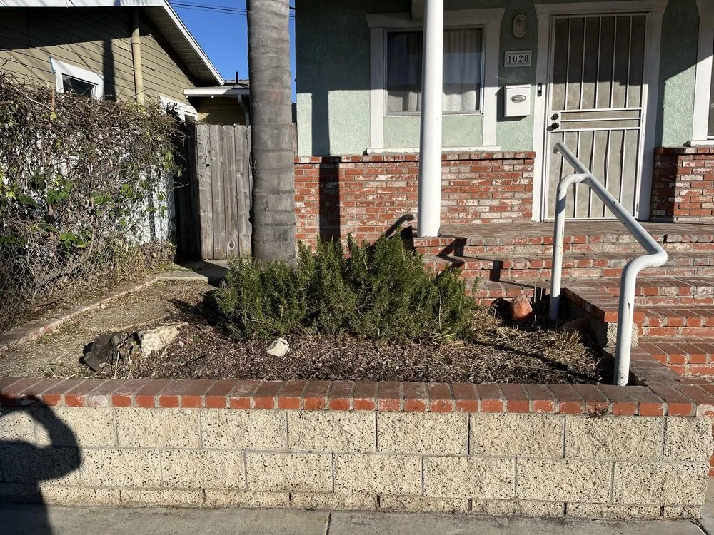 Trusted landscape installation for homes in Commerce, CA by Diamond Crest Landscape