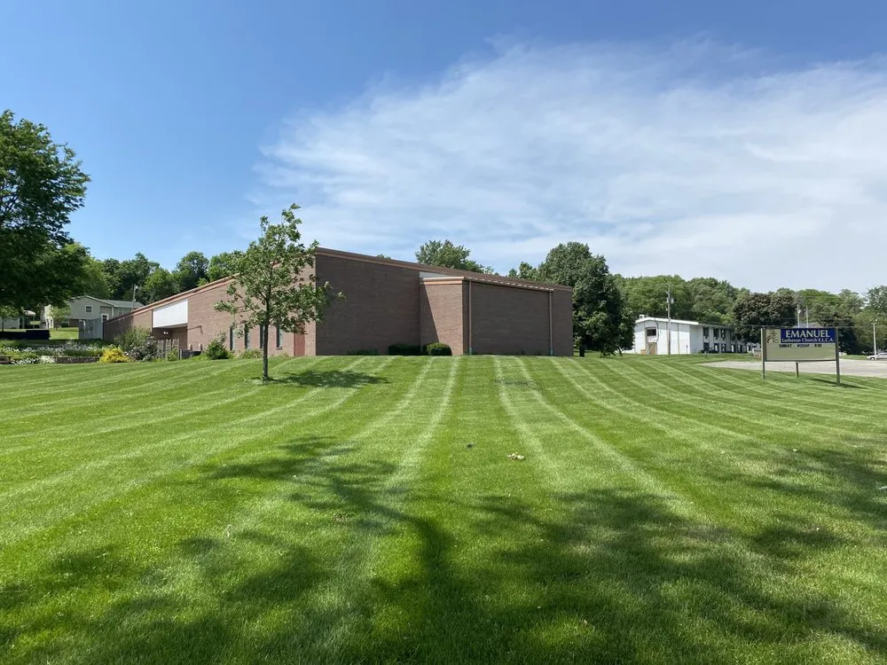 Reliable landscape design in Omaha, NE by Diamond Cut Lawn Care