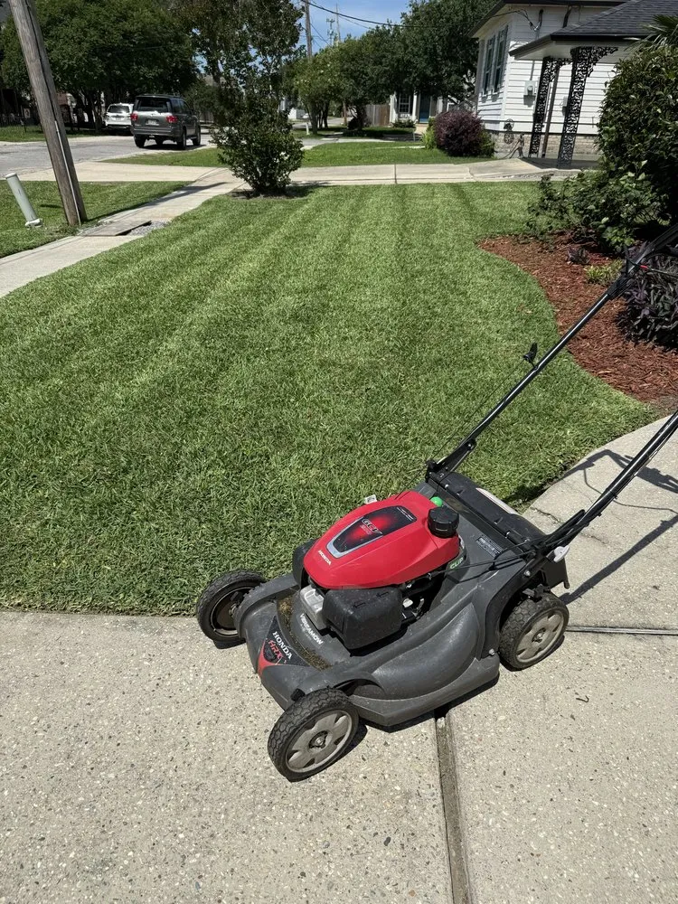 Trusted landscape installation in Marrero, LA by Diamond Cut Lawn Maintenance