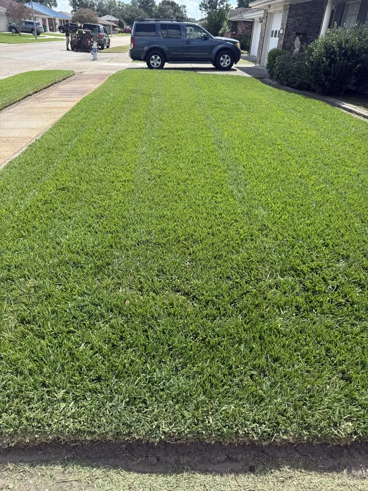 Affordable garden landscaping for homes across Marrero, LA - Diamond Cut Lawn Maintenance