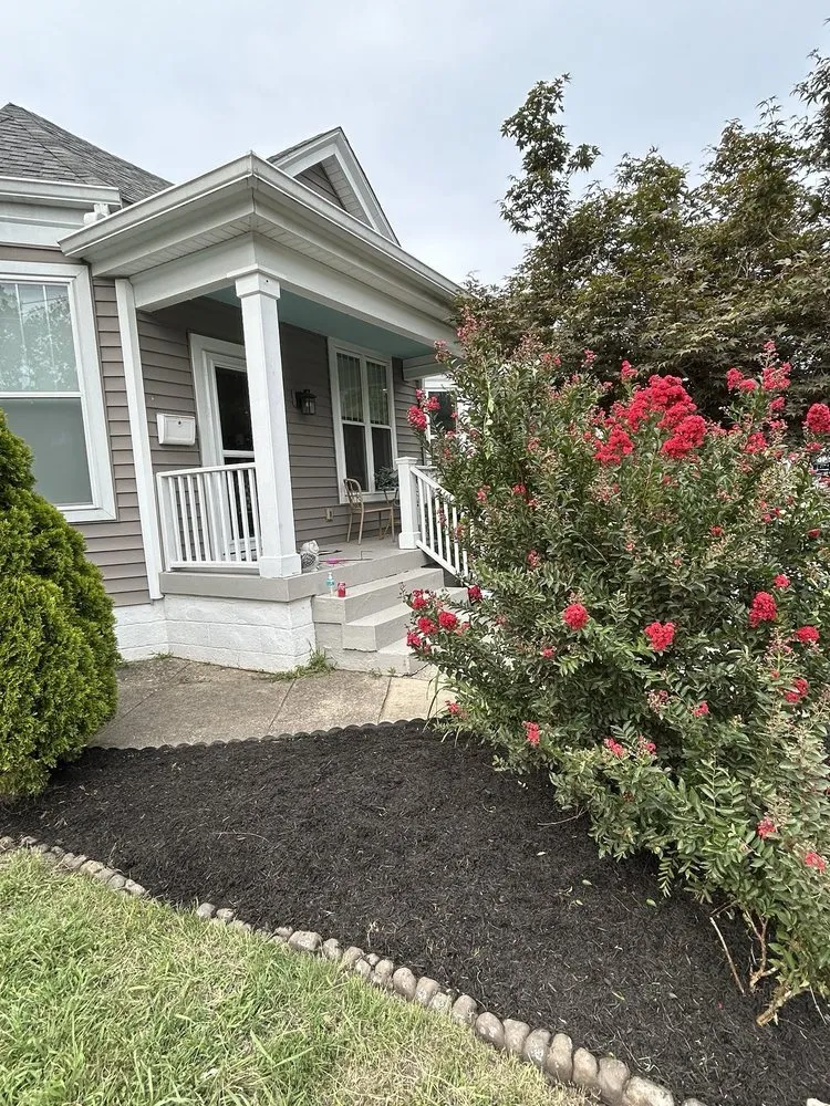 Expert yard maintenance in Louisville, KY - Diamond Cut Outdoor Solutions LLC