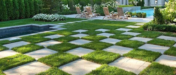 Top-rated lawn mowing service experts serving Aurora, IL - Diamond Cuts Landscaping And Commercial Snow Removal