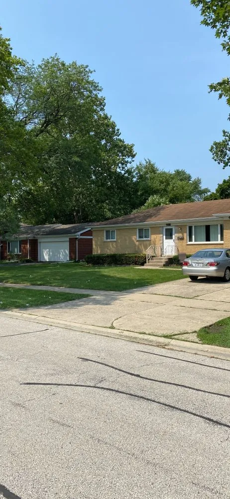 Expert landscape design in Grayslake, IL - Diamond Cutters