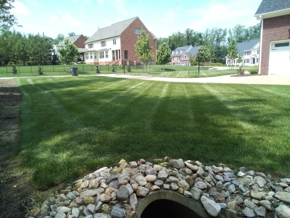 Top-rated outdoor landscaping for residential properties across Richmond, VA - Diamond Cutz Lawn Care