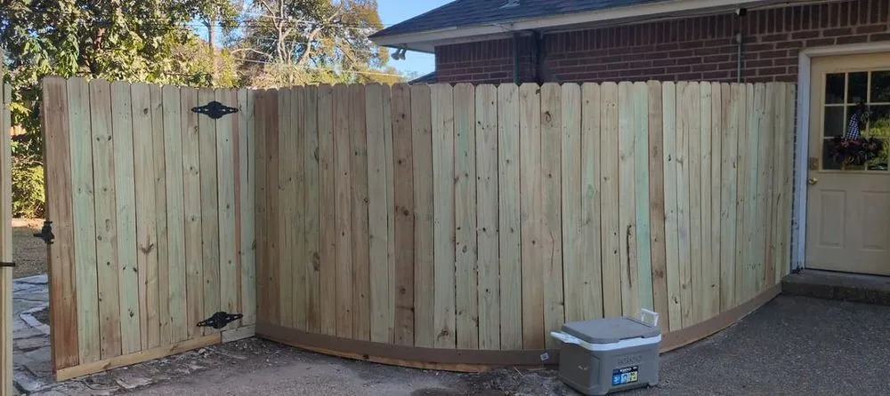 Affordable outdoor landscaping with custom design in Killeen, TX by Diamond Cutz Services