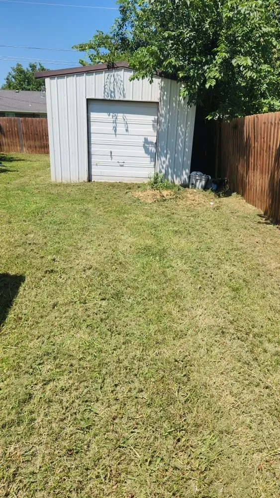 Expert yard cleanup service for homes across Skiatook, OK - Diamond Elite Lawn