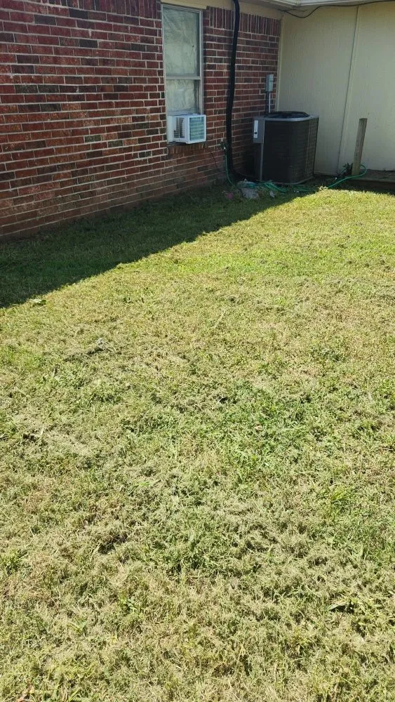 Professional lawn mowing service in Skiatook, OK by Diamond Elite Lawn