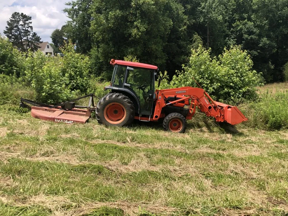 Local yard maintenance experts serving Winder, GA - Diamond H Ranch