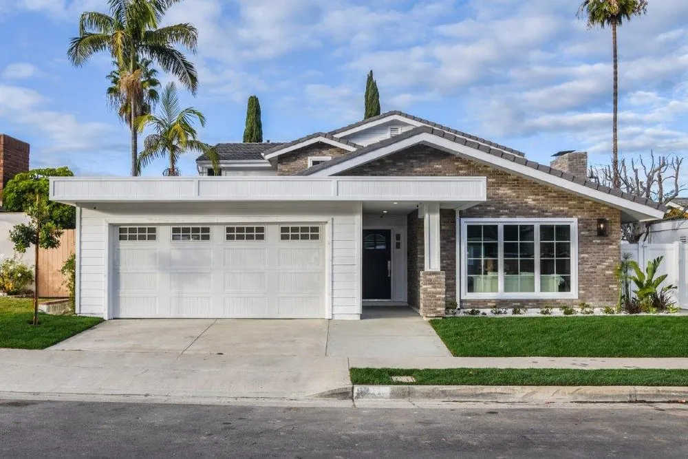 Reliable yard cleanup service in Irvine, CA by Diamond Interior Design