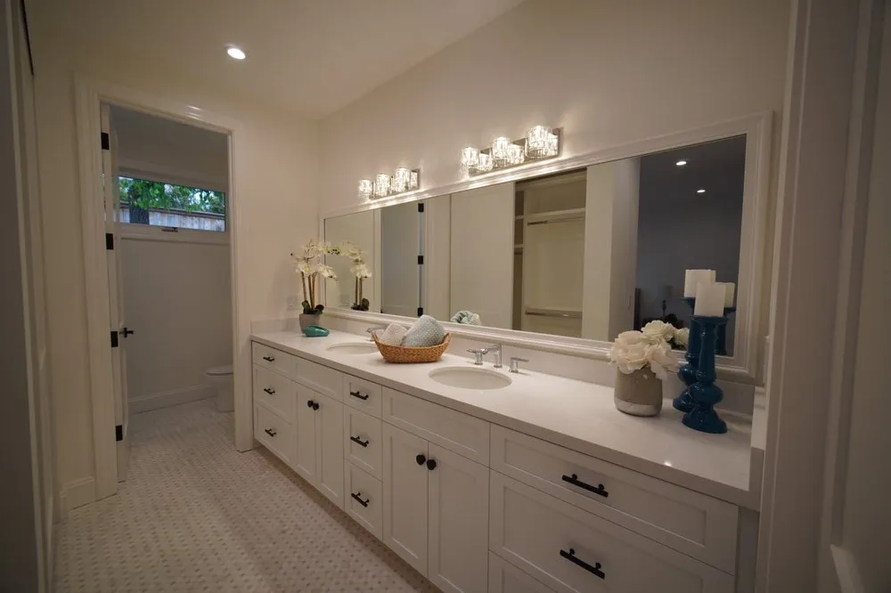 Affordable lawn care service experts serving Irvine, CA - Diamond Interior Design