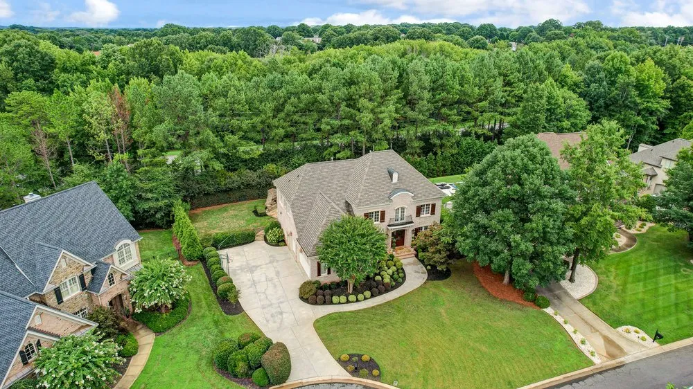 Trusted landscape design in Charlotte, NC - Diamond Landscape & Lawn Maintenance