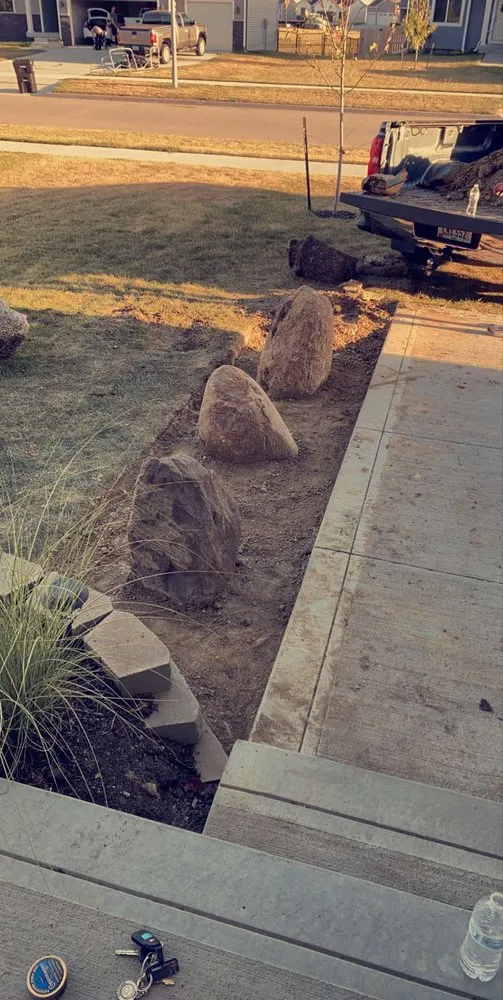 Reliable residential landscaping in Pleasantville, IA by Diamond Landscape