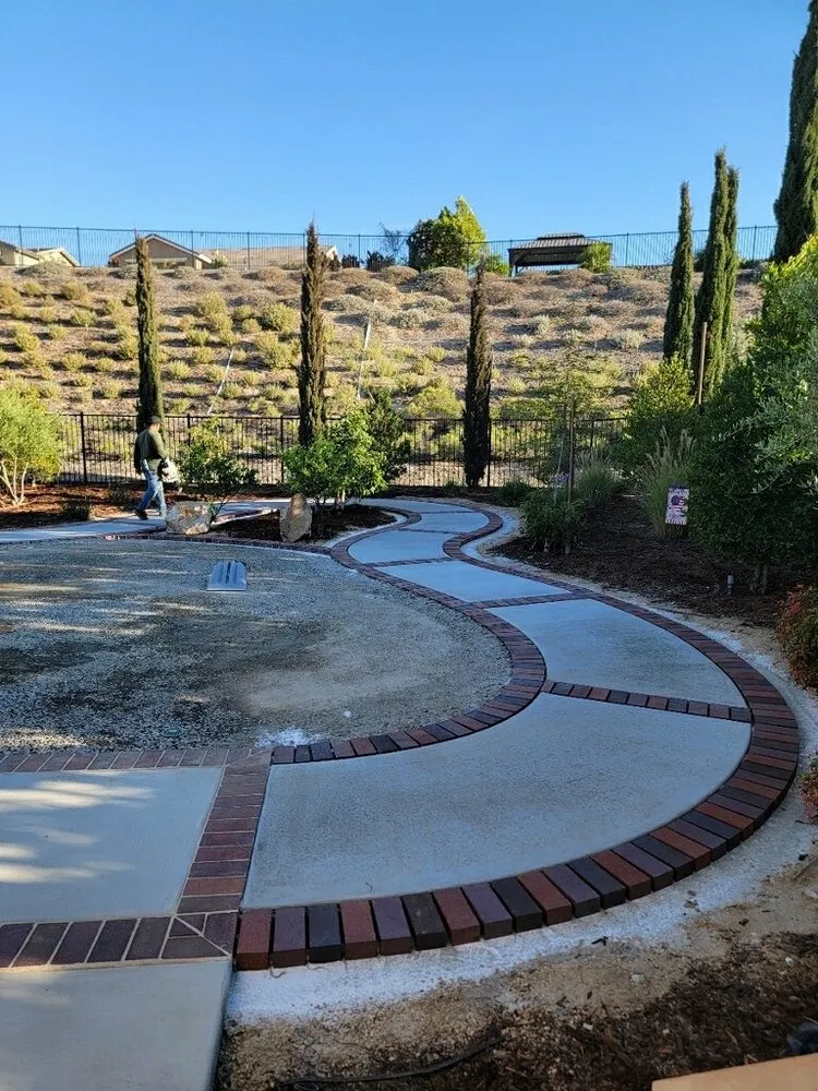 Professional lawn mowing service in Temecula, CA by Diamond Landscape