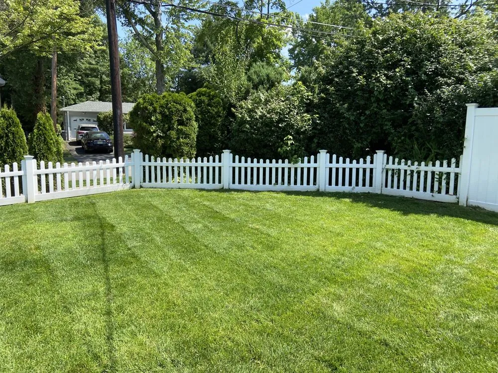 Expert landscaping services in River Edge, NJ - Diamond Landscaping & Design