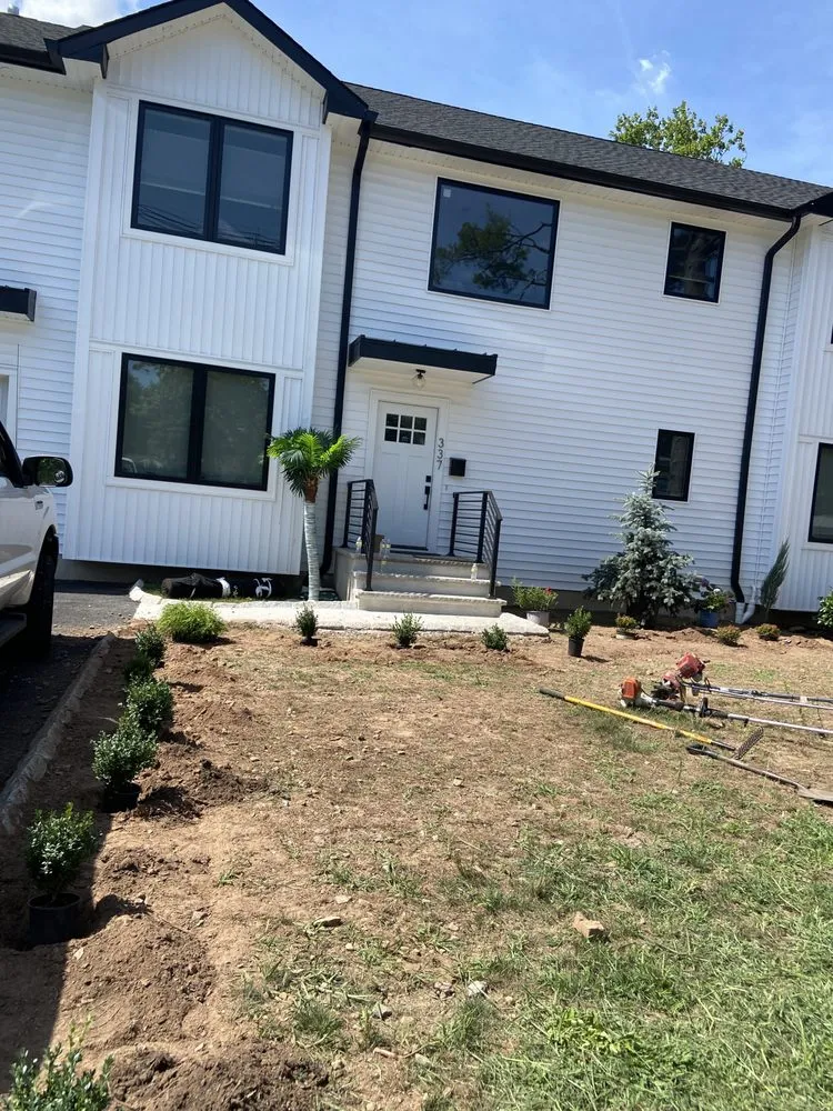 Professional yard cleanup service in River Edge, NJ - Diamond Landscaping & Design