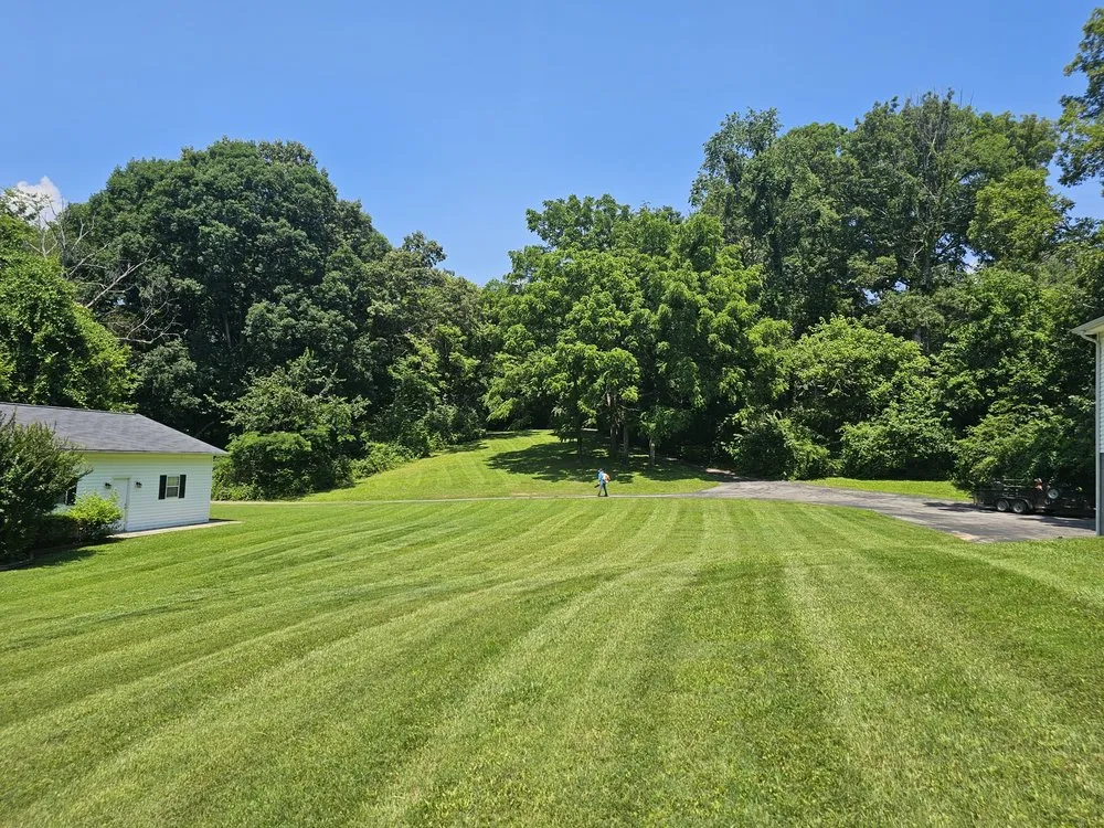 Trusted residential landscaping experts serving Knoxville, TN - Diamond Landscaping