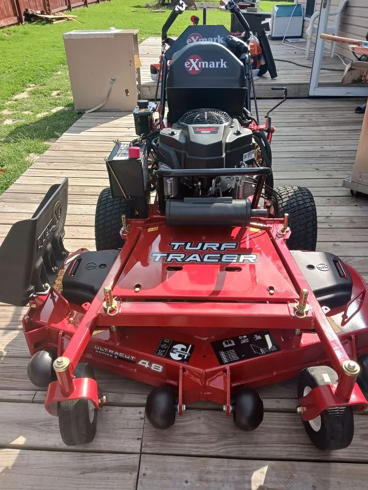 Professional landscaping services experts serving Knoxville, TN - Diamond Landscaping