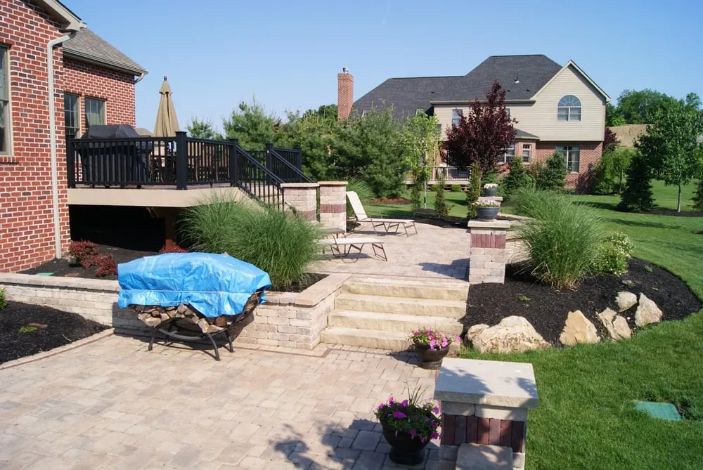 Expert yard cleanup service for homes across Pittsburgh, PA - Diamond Landscaping
