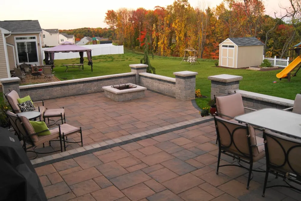 Affordable yard maintenance in Pittsburgh, PA by Diamond Landscaping