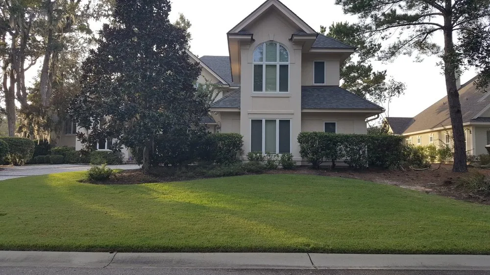 Expert lawn mowing service for beautiful yards across Bluffton, SC - Diamond Lawn Care Services