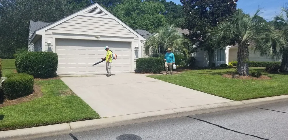 Local yard maintenance for beautiful yards in Bluffton, SC by Diamond Lawn Care Services