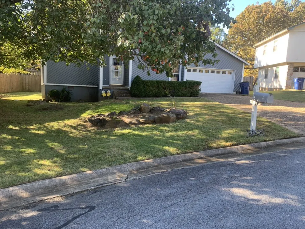 Reliable garden landscaping for year-round maintenance in Conway, AR by Diamond Lawn