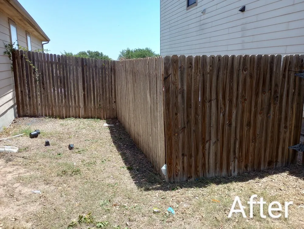 Expert yard maintenance with custom design in Luling, TX by Diamond Lawn Maintenance