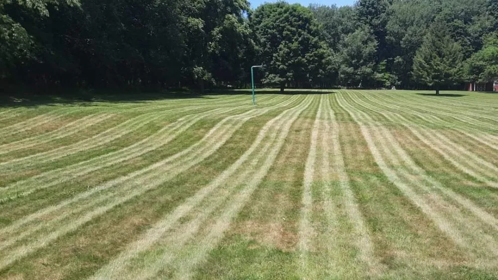 Professional garden landscaping for homes across Windber, PA - Diamond lawn service