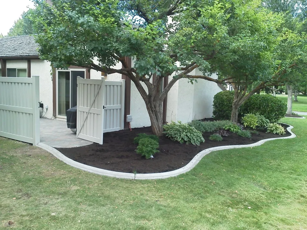 Professional landscape design experts serving Meridian, ID - Diamond Lawns