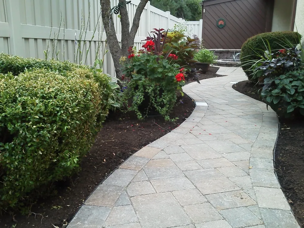 Expert yard maintenance in Meridian, ID by Diamond Lawns
