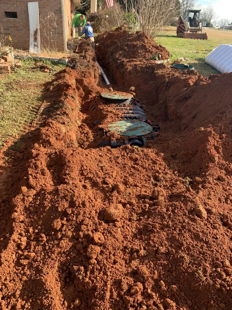 Reliable landscape design experts serving Hartwell, GA - Diamond M Grading & Construction