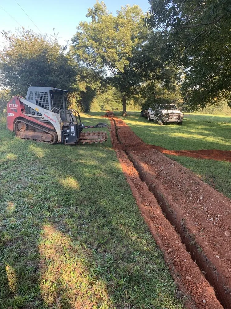 Local lawn mowing service in Hartwell, GA - Diamond M Grading & Construction