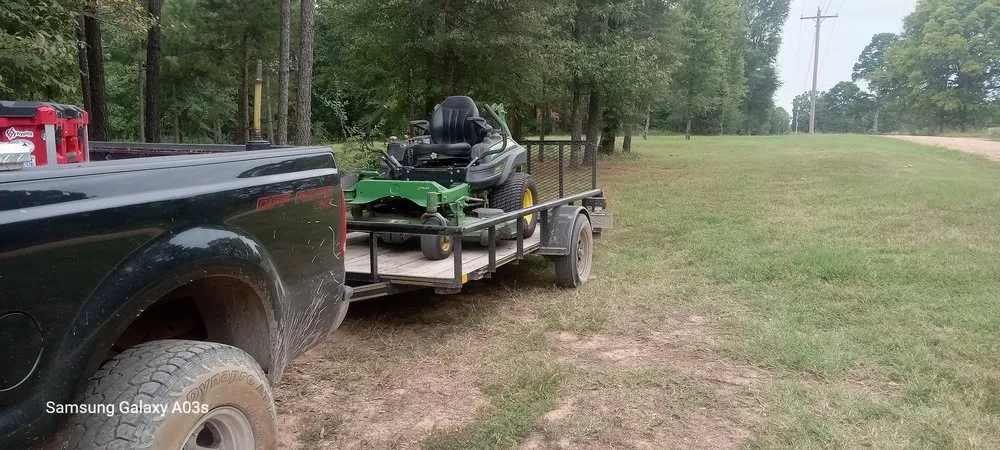 Expert outdoor landscaping experts serving Nashville, AR - Diamond M Lawncare