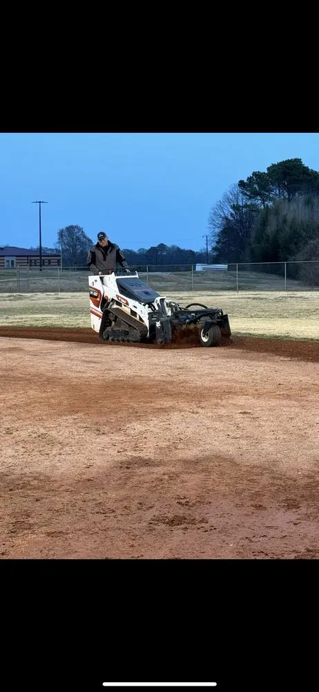 Professional lawn mowing service in Comer, GA - Diamond P Field Maintenance