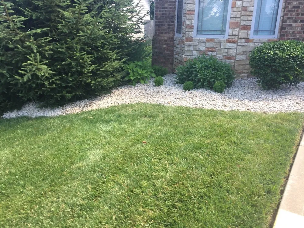 Reliable outdoor landscaping for residential properties across Lexington, KY - Diamond Pond / Kentucky Garden and Fountain