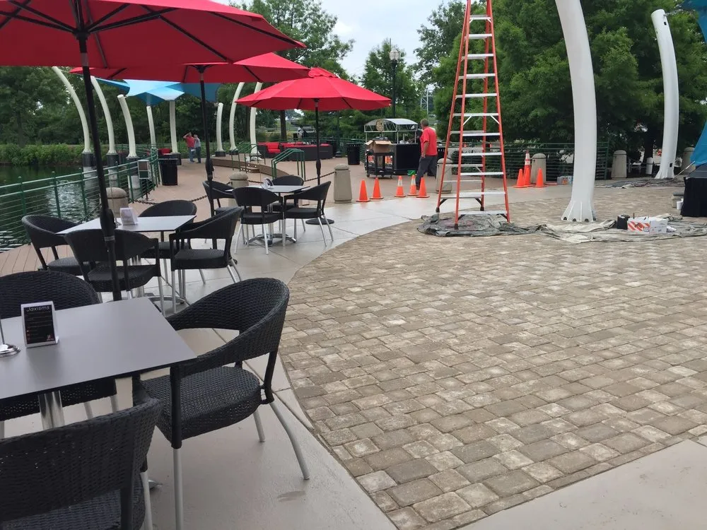 Top-rated yard cleanup service for beautiful yards across Lexington, KY - Diamond Pond / Kentucky Garden and Fountain