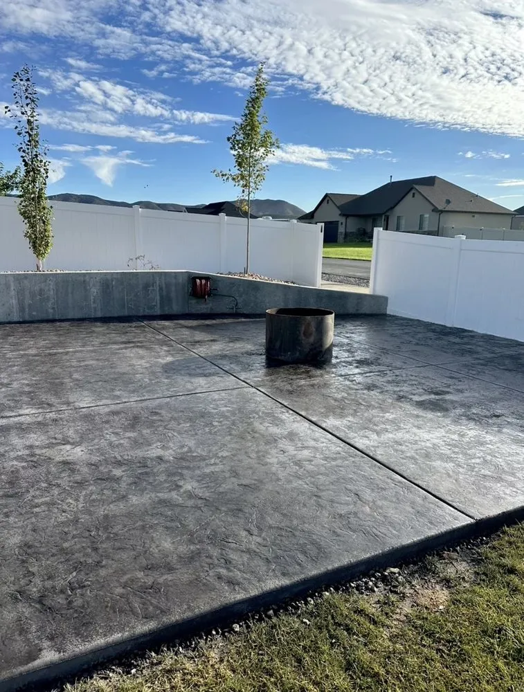 Reliable outdoor landscaping in Lehi, UT by Diamond Rock Construction