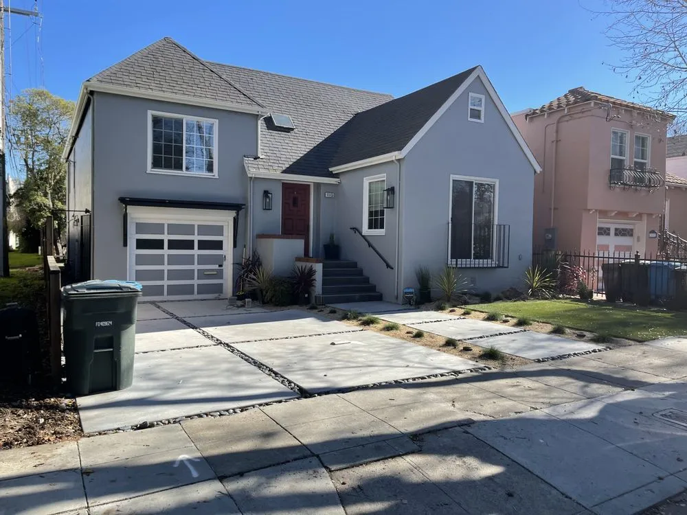 Professional lawn mowing service experts serving Mountain View, CA - Diamond Star Landscaping